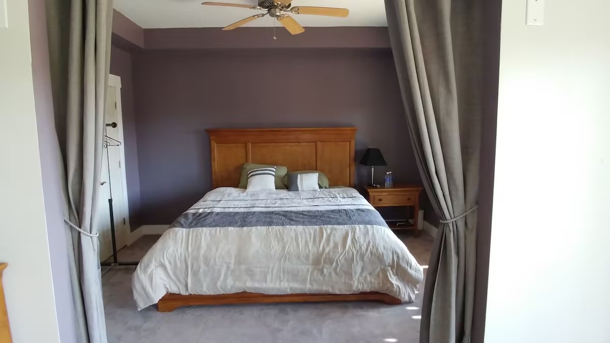 fully furnished vacation rentals Marshall NC