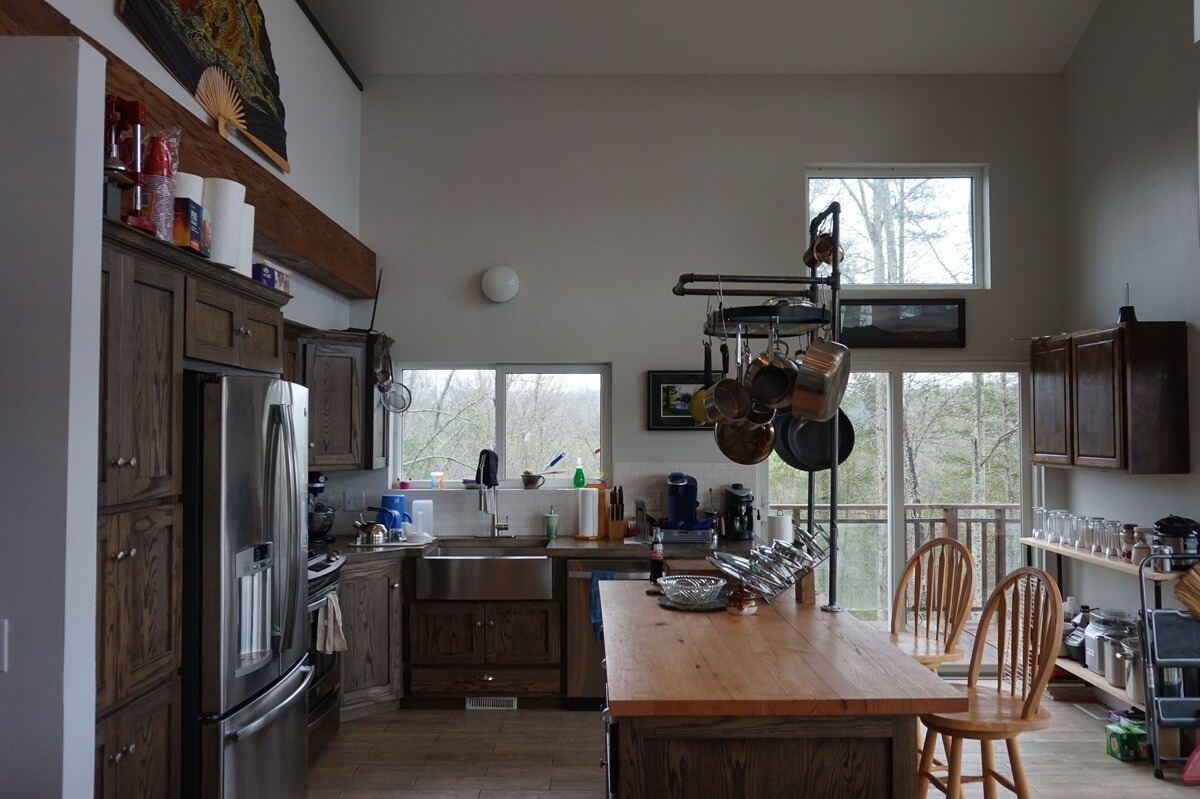Hot Springs Appalachian Trail vacation homes
