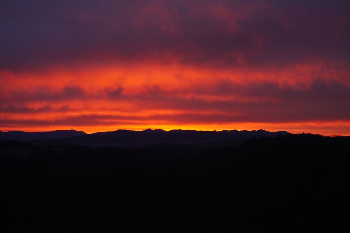 mountain view vacation rentals Marshall NC