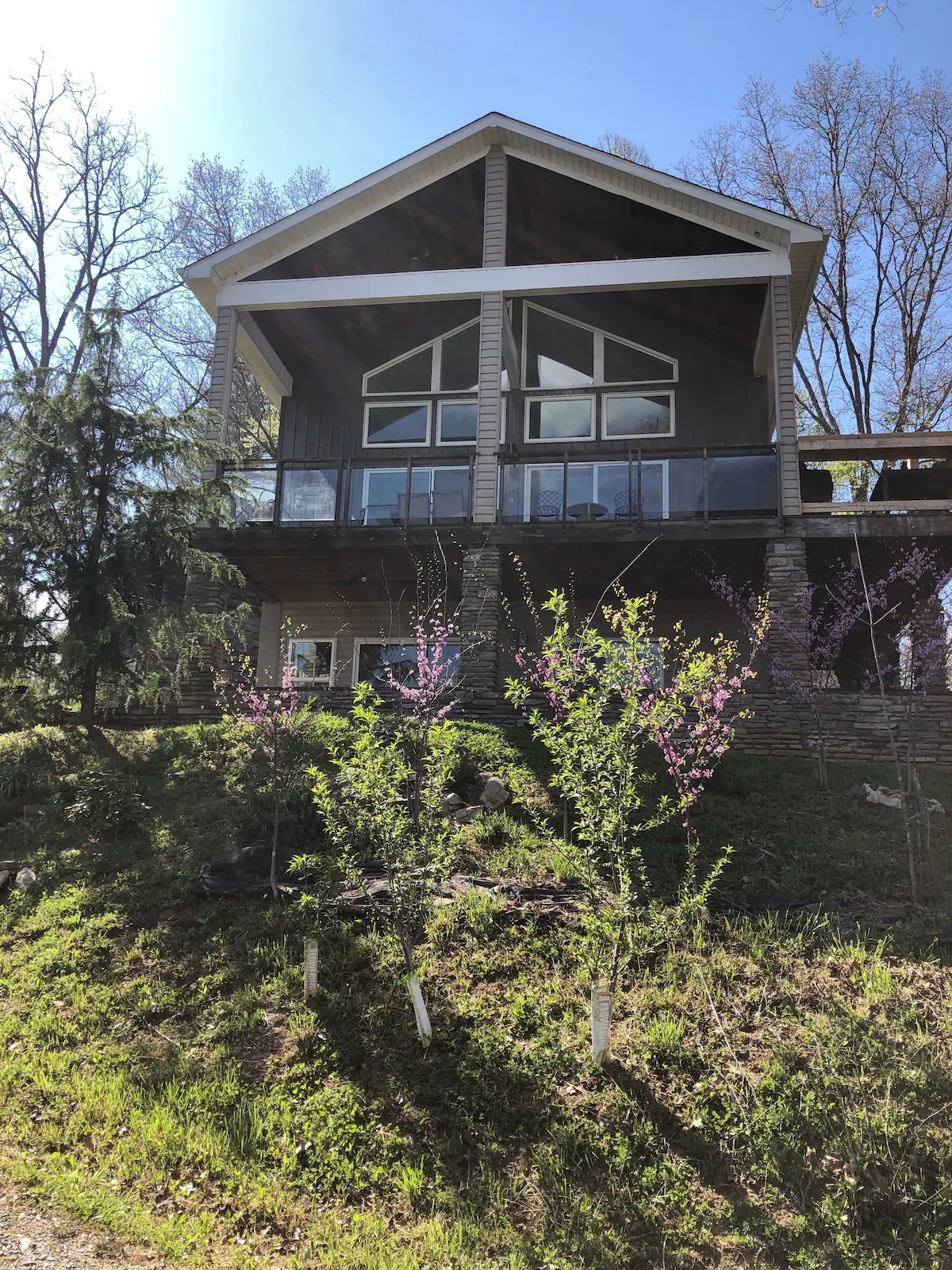luxury vacation homes Marshall NC
